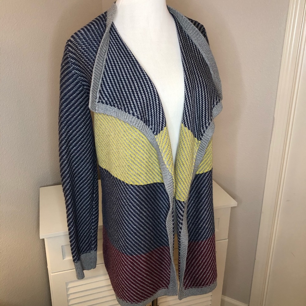 CAbi Blanket Sweater XS